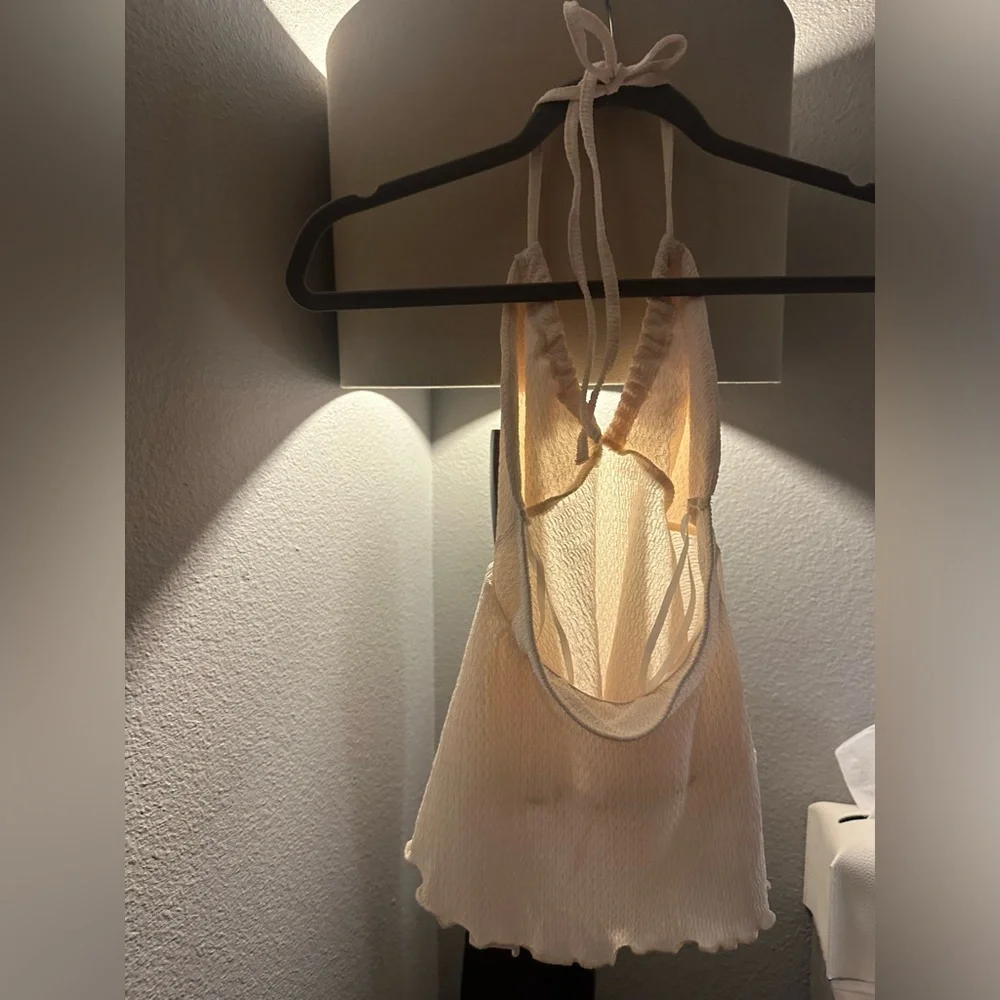 NEW Textured Beige Halter Crop Top Versatile Keyhole Tube Ties A-Line Swing XS - Picture 10 of 10